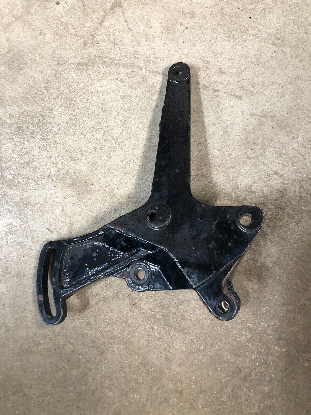806394A1 OEM Mercruiser Power Steering and Alternator Mounting Bracket
