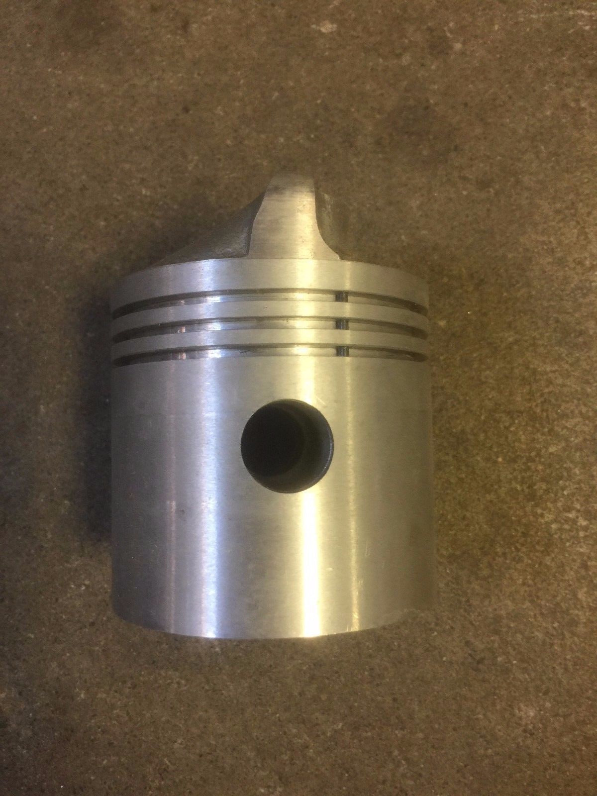 New 901015, 901015-1 Chrysler Outboard Piston 