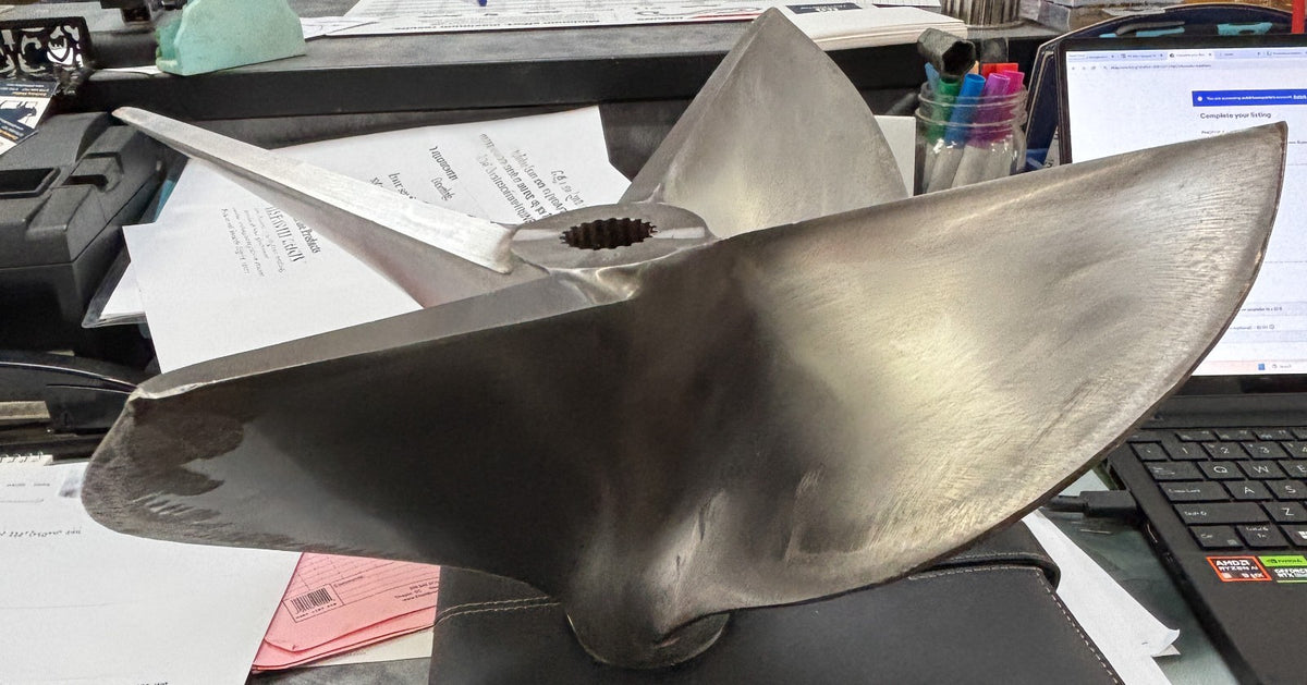 Merc Cleaver propeller 16 x 32 R