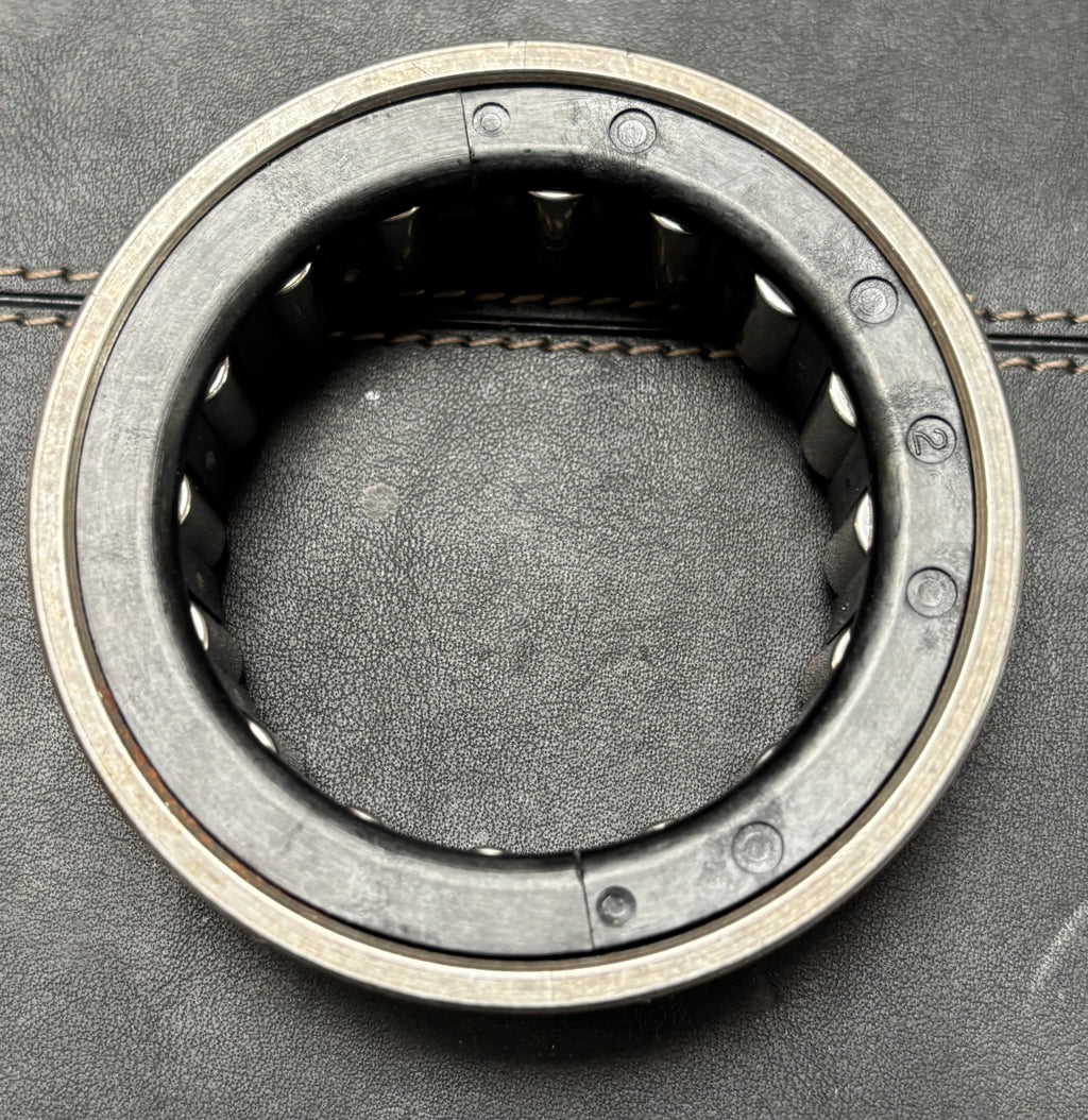 Johnson Evinrude Crankshaft Bearing 320499