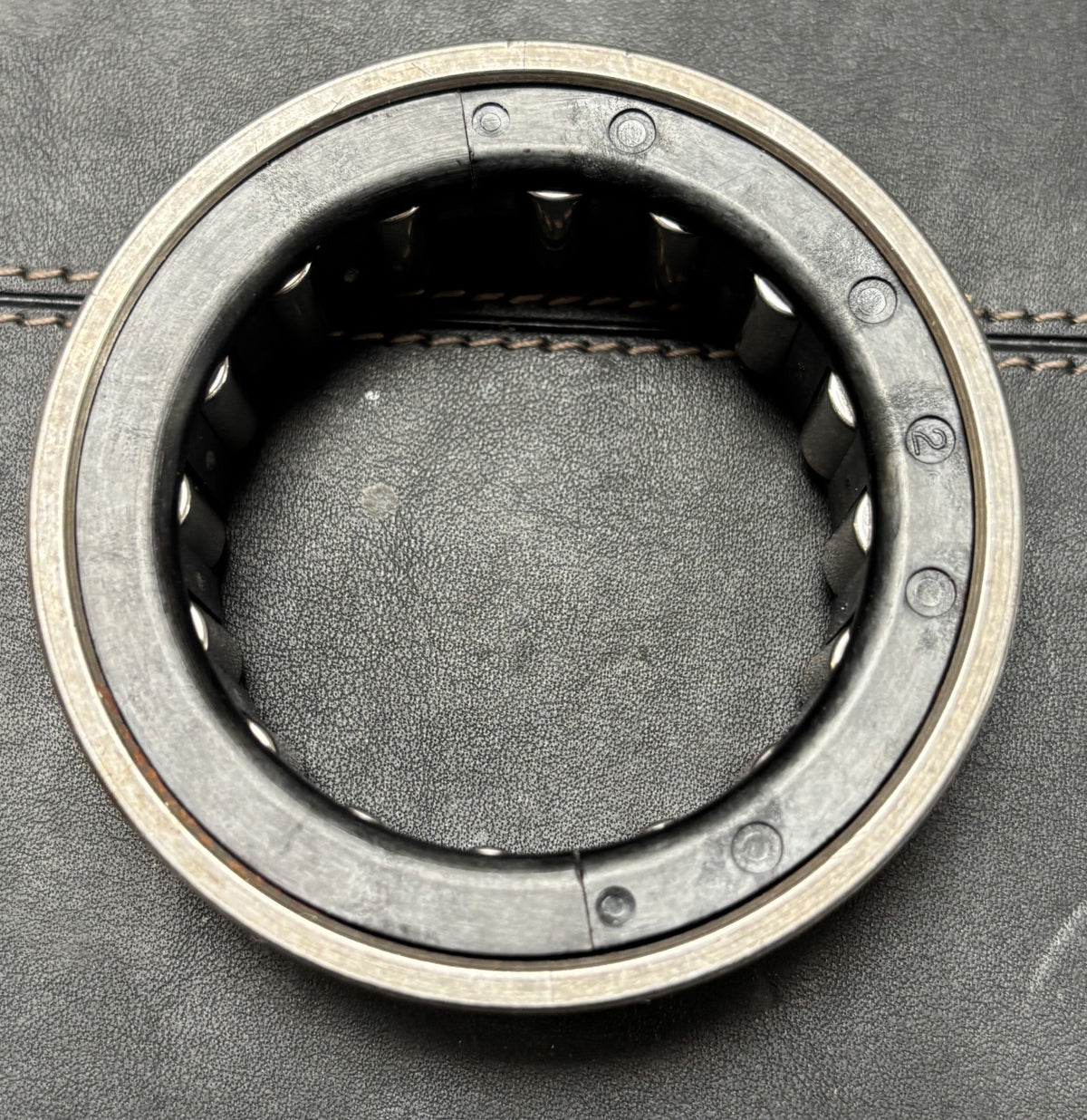 Johnson Evinrude Crankshaft Bearing 320499