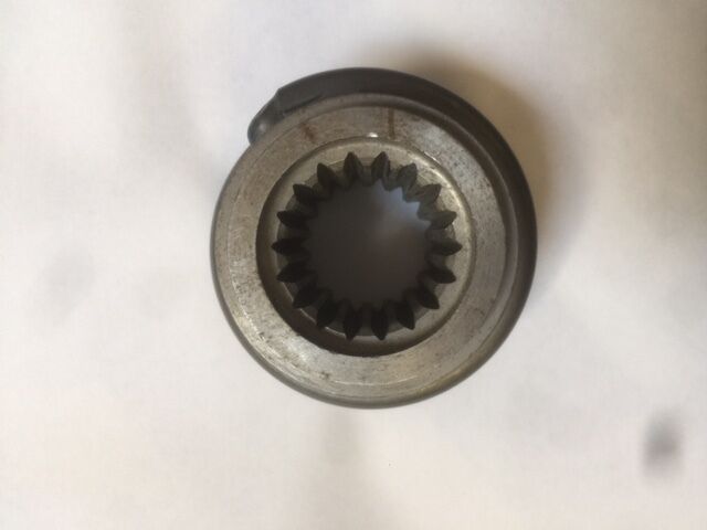New 62787A2 Mercruiser TR & TRS Coupler, Coupling