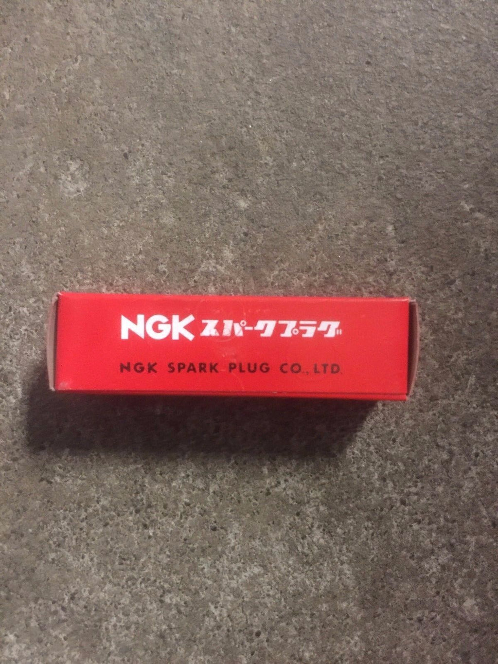 New BP8HS NGK Spark Plugs - Lot of 10 Plugs