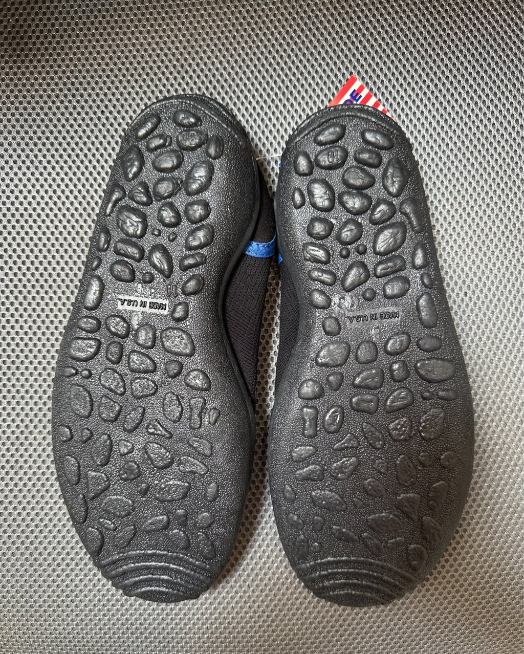 MEN'S WATER SHOE SIZE 8 BLACK/BLUE - GURKEE'S - MADE IN THE USA