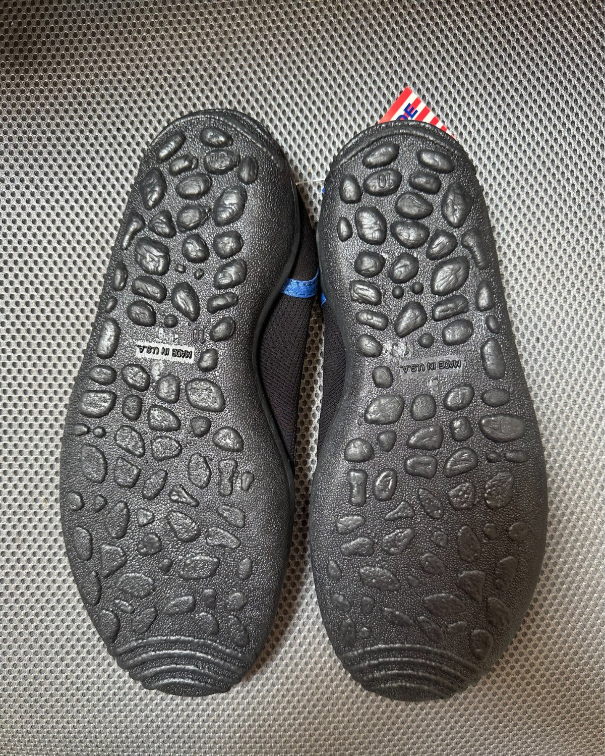 MEN'S WATER SHOE SIZE 8 BLACK/BLUE - GURKEE'S - MADE IN THE USA