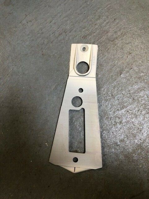 New 908471, 0908471 OMC Stringer Plate, Rudder to Gear Case