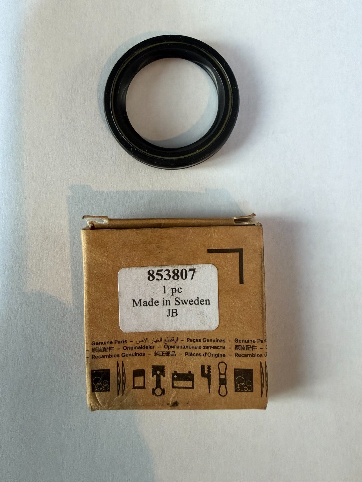 853807 VOLVO SEAL - NEW