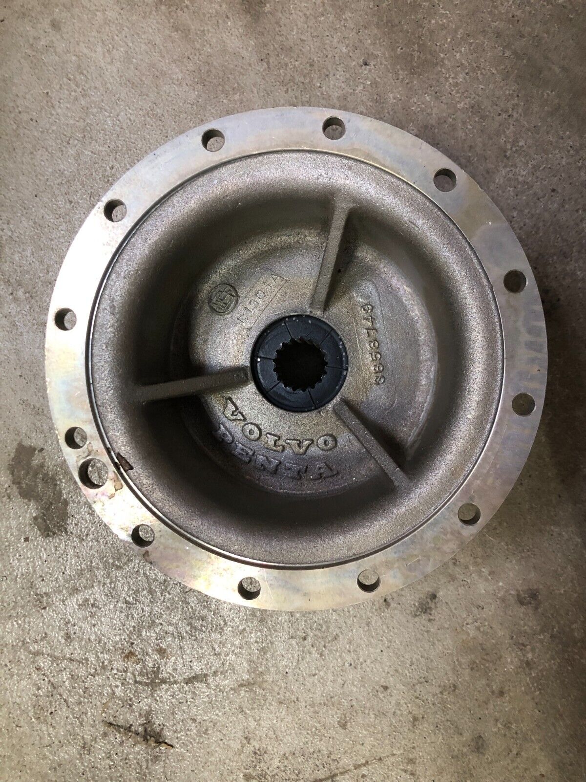 3858749 ENGINE COUPLER VOLVO PENTA