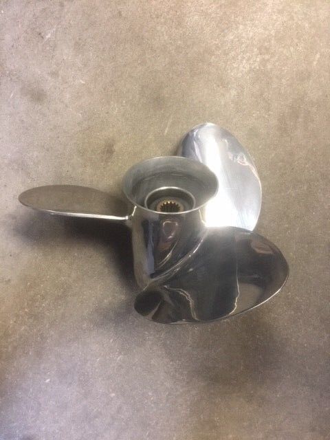 New Stainless Steel 777024 Propeller, 3 Blade, 13-7/8 X 17, Johnson, Evinrude 