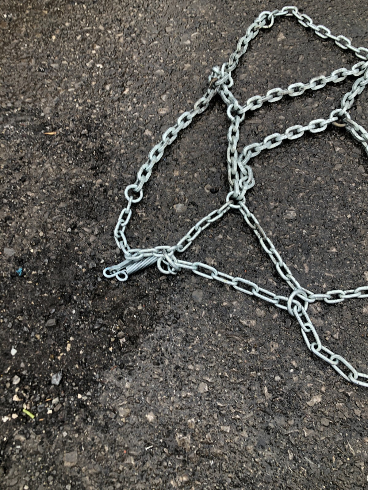 TIRE CHAINS STAINLESS STEEL MILITARY DUTY FITS 14.00-20 TIRE, SOLD AS SET OF 2