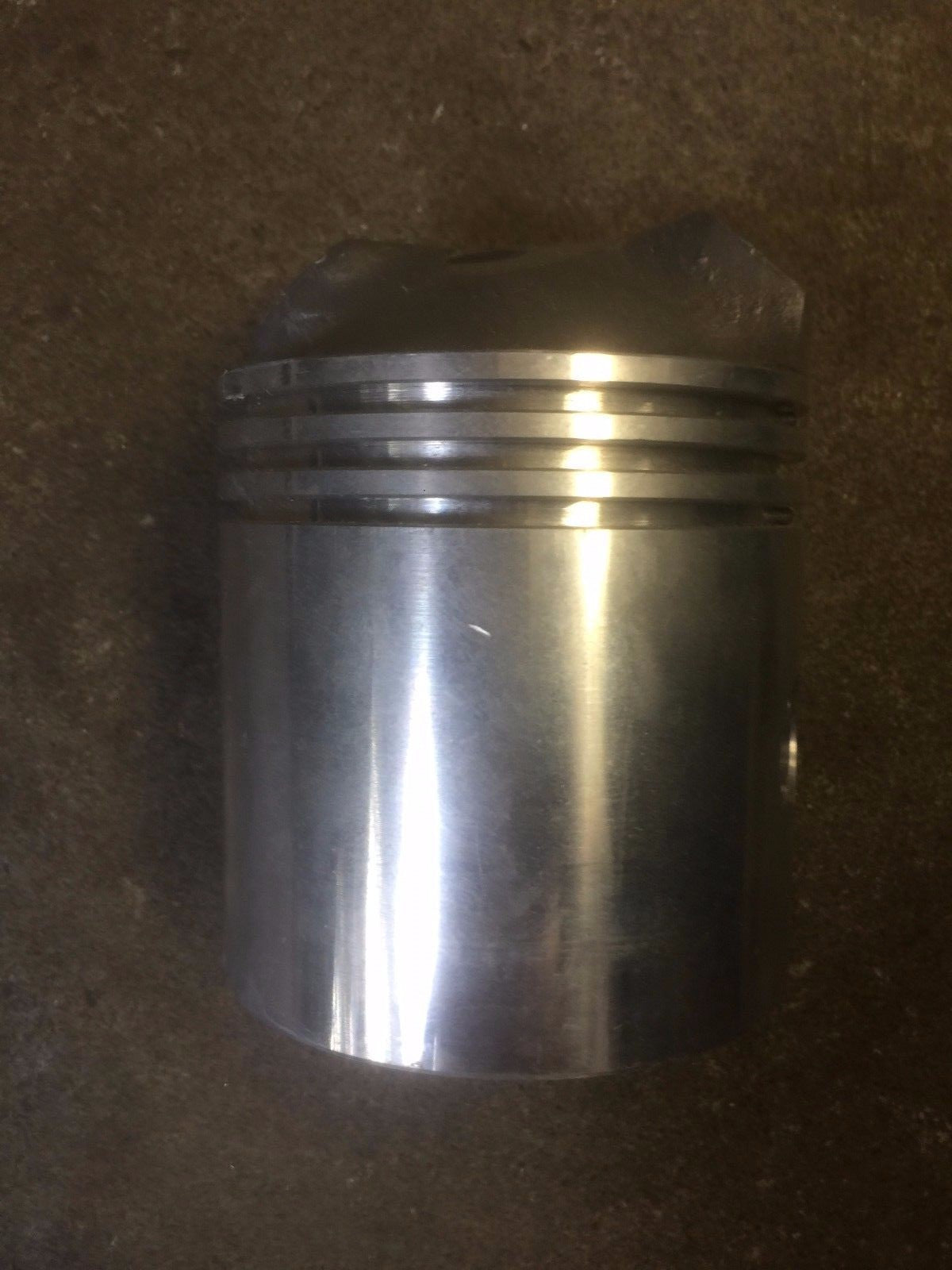 New 0378884, 378884 OEM OMC, Johnson, Evinrude Outboard Piston