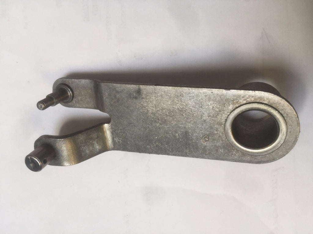 New 0386802, 386802 OEM OMC, Johnson, Evinrude Bellcrank Hub and Pin Assembly