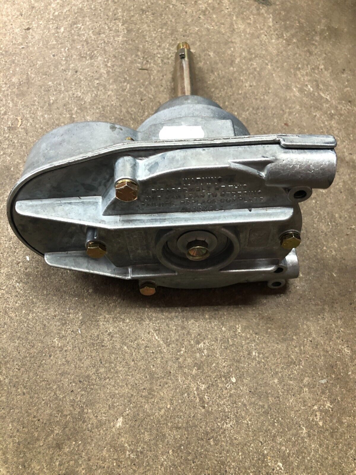 SH4910 / SB27150P NFB ROTARY STEERING HELM WITH BEZEL SEASTAR