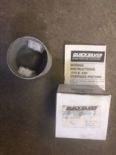New 700-817988A 2, 700-834795A 1, OEM Quicksilver, Mercury Piston Kit