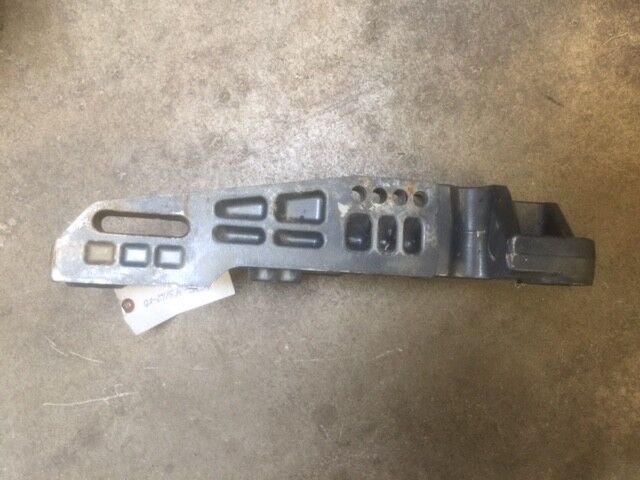 67F-43112-00-8D Yamaha Starboard Clamp Bracket, F75, F90, 4 Stroke Outboard