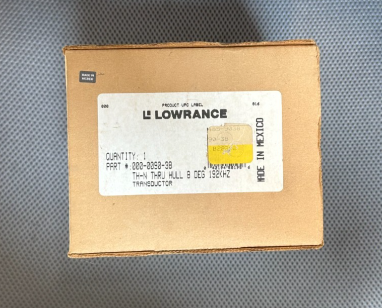 Lowrance 000-0090-38 TH-N Thru Hull 8 Degree 192 khz Transductor