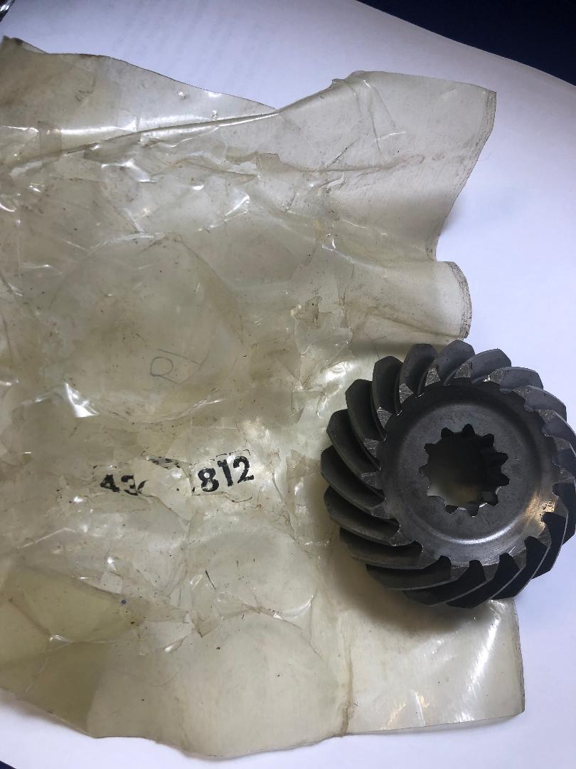 New OEM 55812, 43-55812 Pinion Gear, Quicksilver, Mercury Outboard