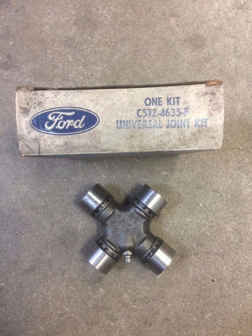 New OEM Ford C5TZ-4635-F Universal Joint 