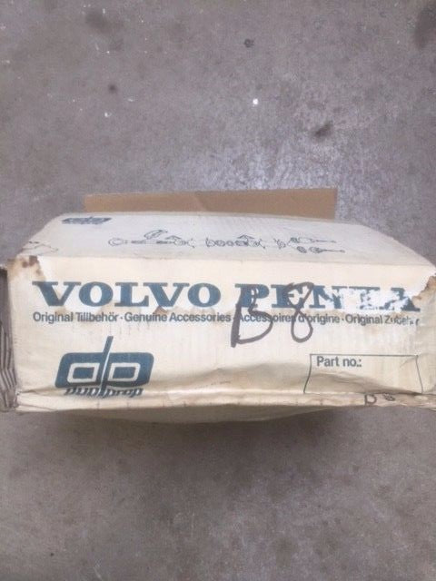 New 583618, VOL853618, 854829 OEM Volvo Penta 3 Blade Propeller,  B8