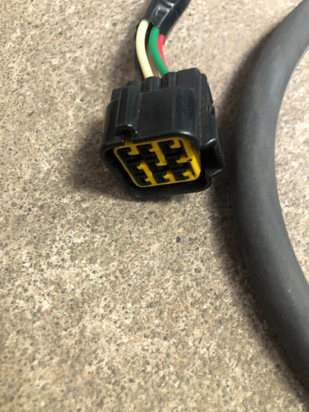 6X4-82586-10-00 YAMAHA WIRE HARNESS EXTENSION