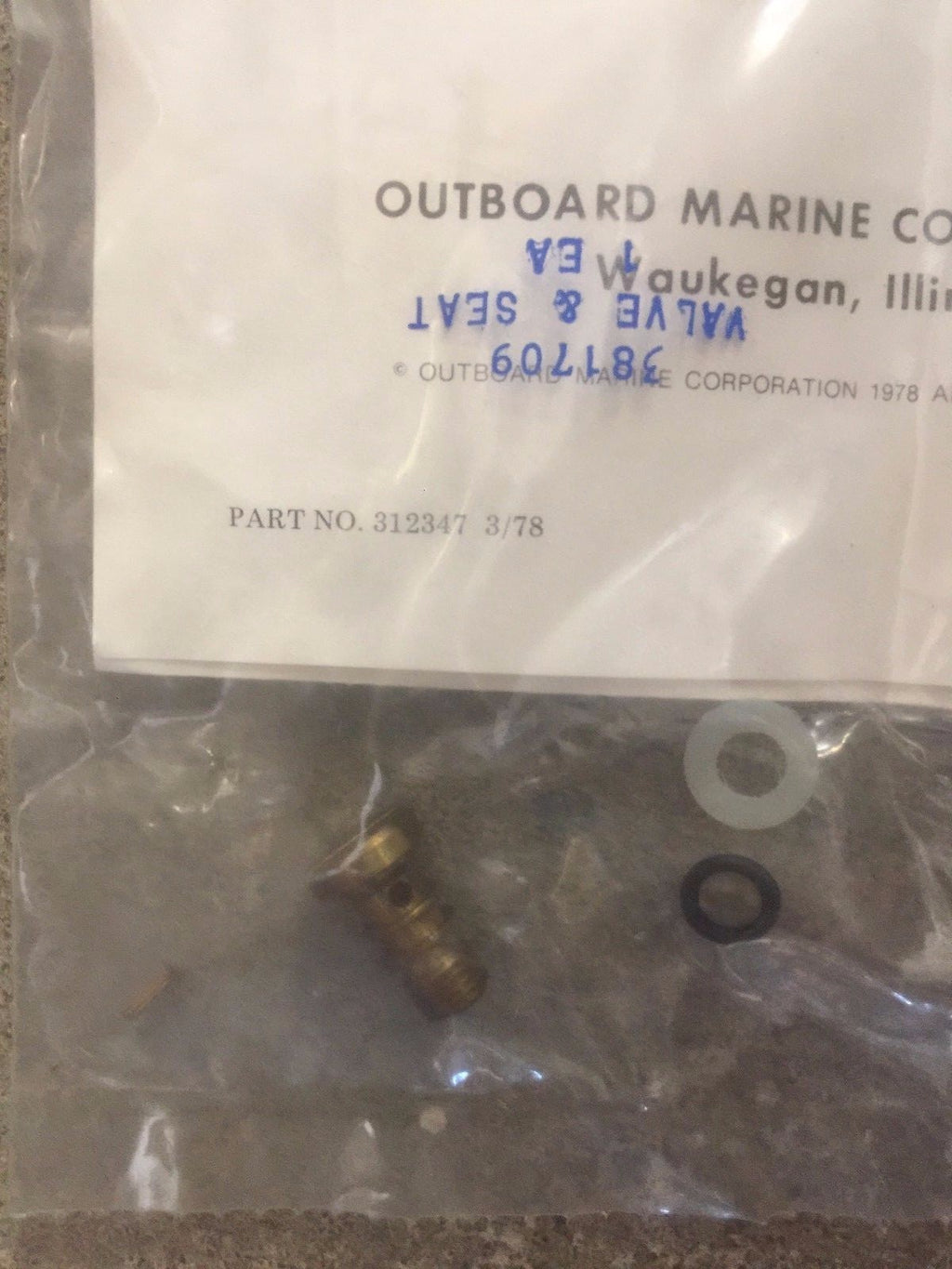 New 0381709, 381709 OEM OMC, Johnson, Evinrude Valve & Seat