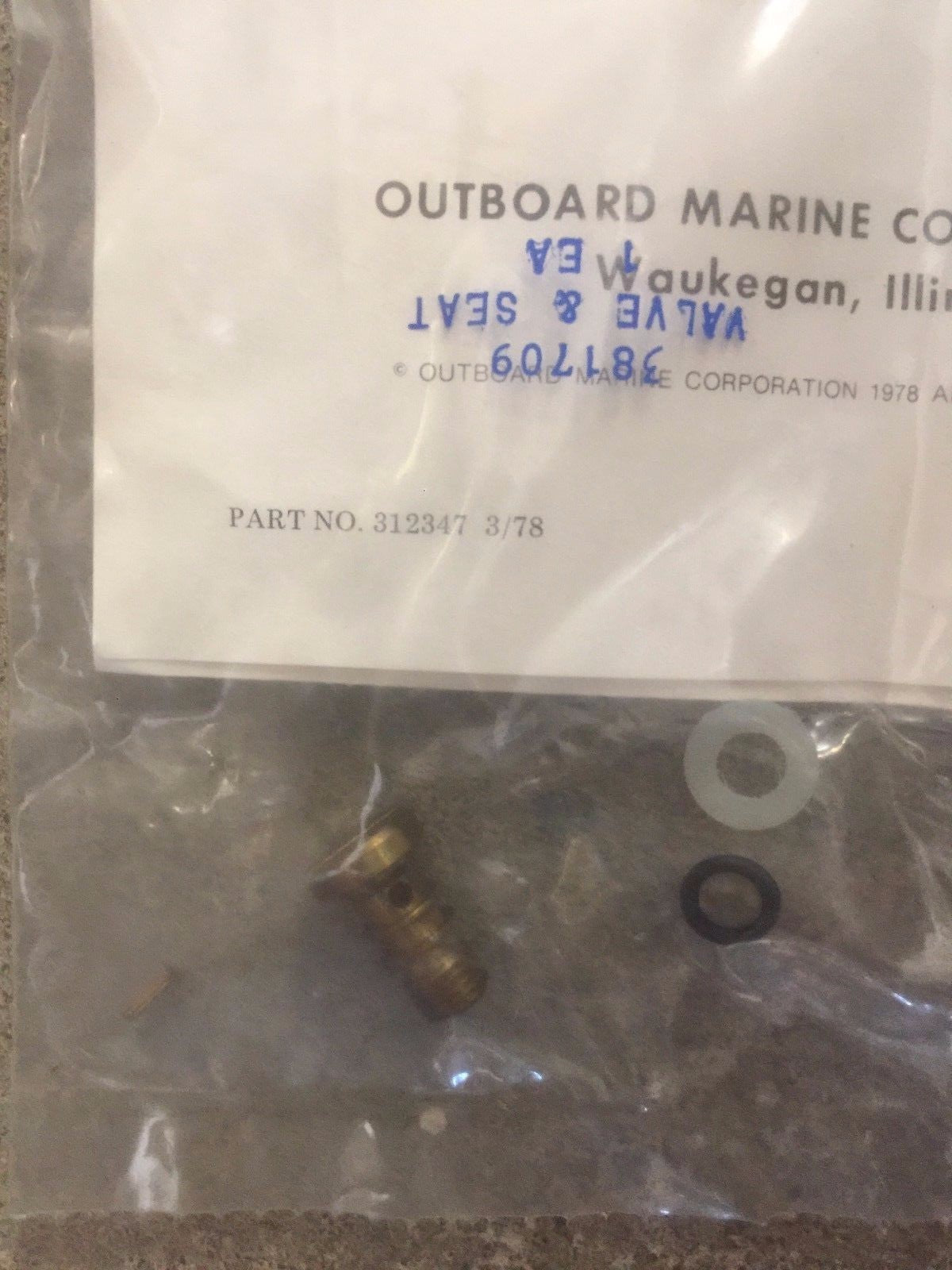 New 0381709, 381709 OEM OMC, Johnson, Evinrude Valve & Seat