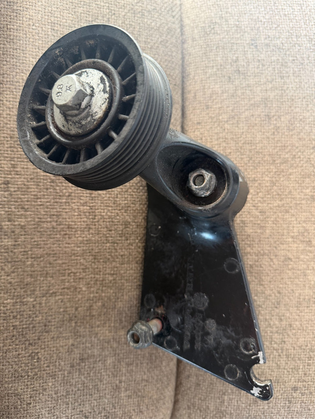 USED OEM VOLVO PENTA 3860078 IDLER PULLEY AND BRACKET