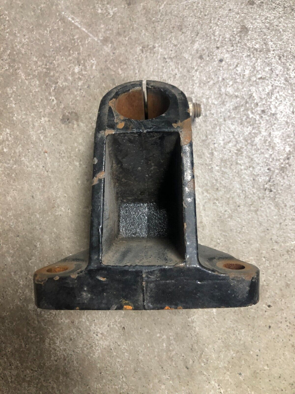 MERCRUISER 71128 TRANSMISSION ENGINE MOTOR MOUNT