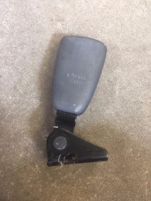 9156905 Volvo RR Seat Belt Buckle - Grey